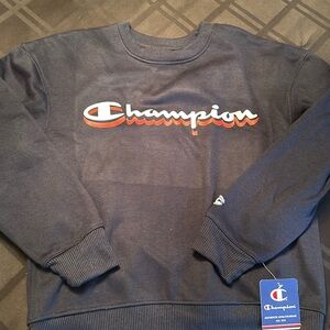 NWT Kids large Champion navy sweatshirt - size L